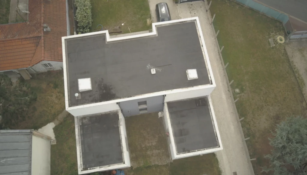 Vue aérienne d'une maison RT2012 après achèvement des travaux